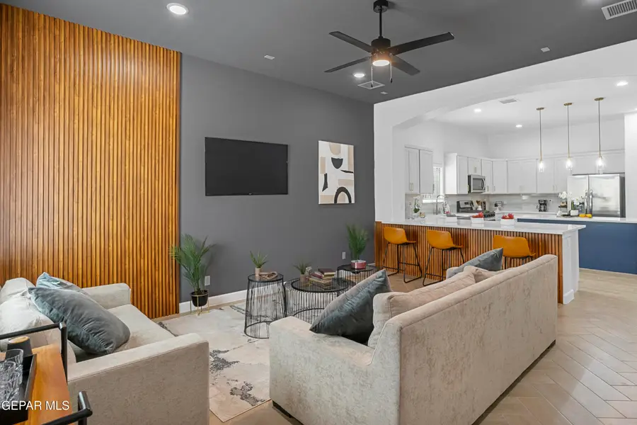 1121 Bronze Hill Avenue, Santa Teresa, NM 88008 - #2
