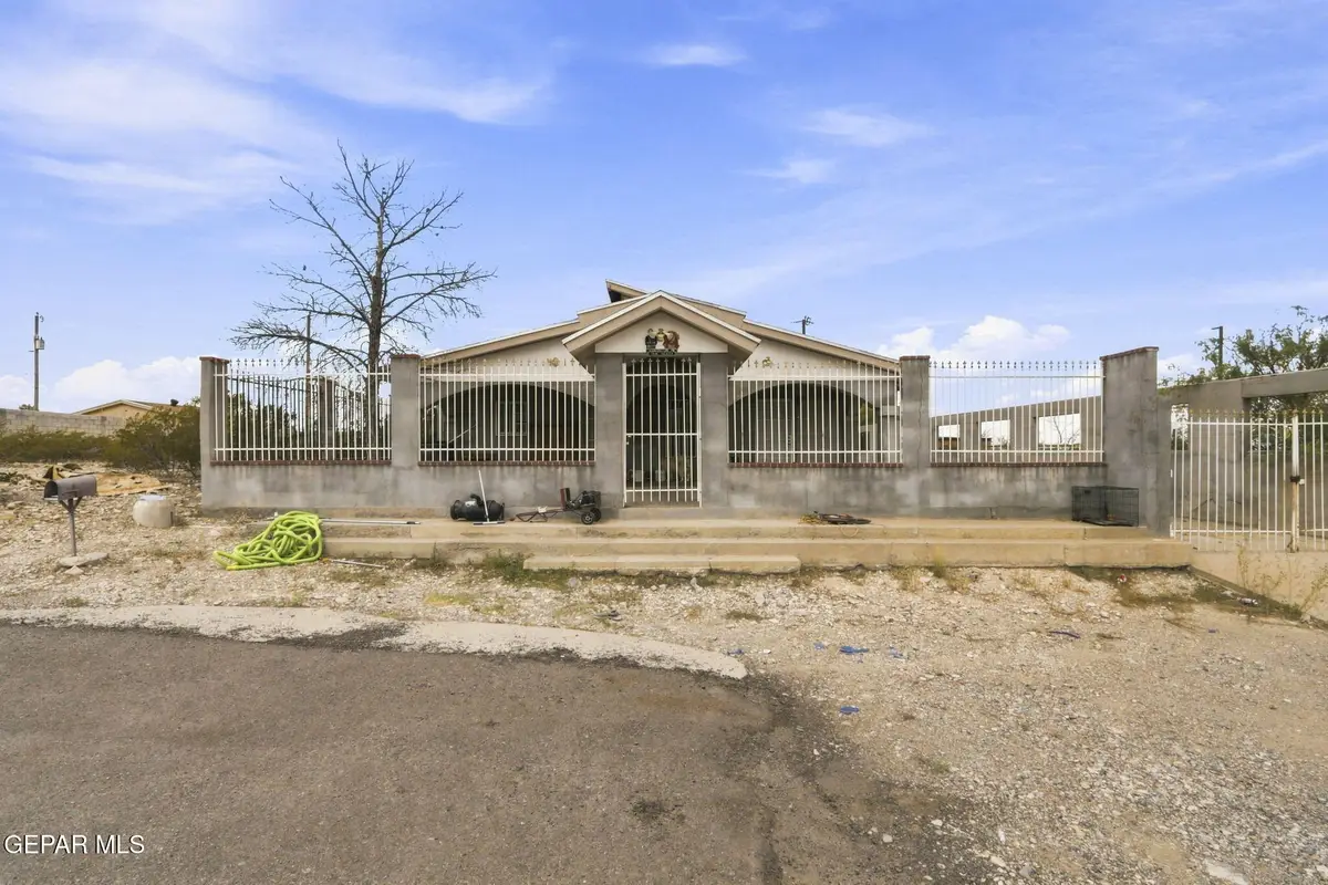 8621 Remington Drive, Canutillo, TX 79835 - #1