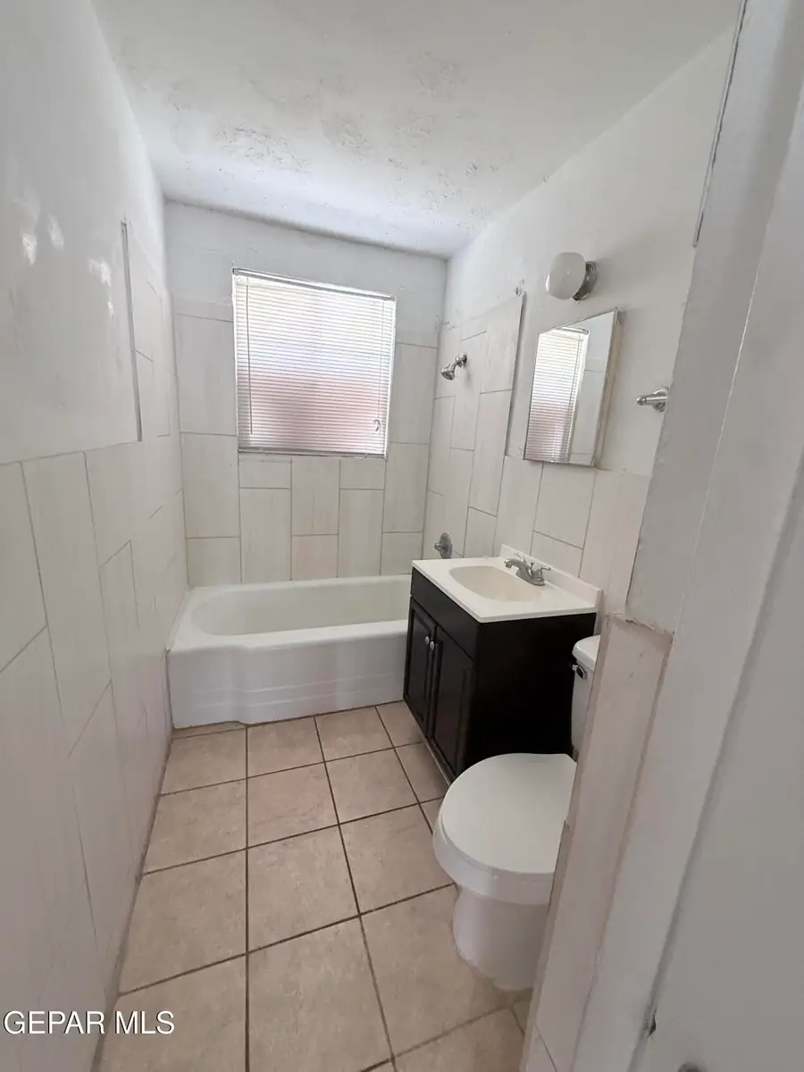 6233 Cherbourg Avenue, El Paso, TX 79925 - #2