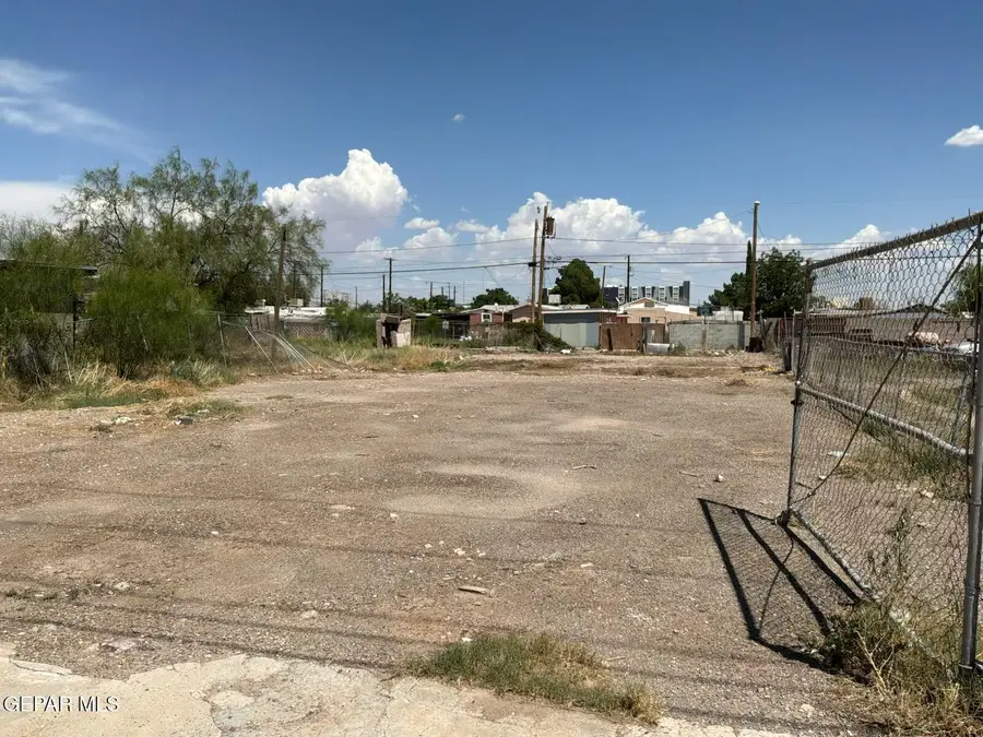 256 Val Verde Street, El Paso, TX 79905 - #3