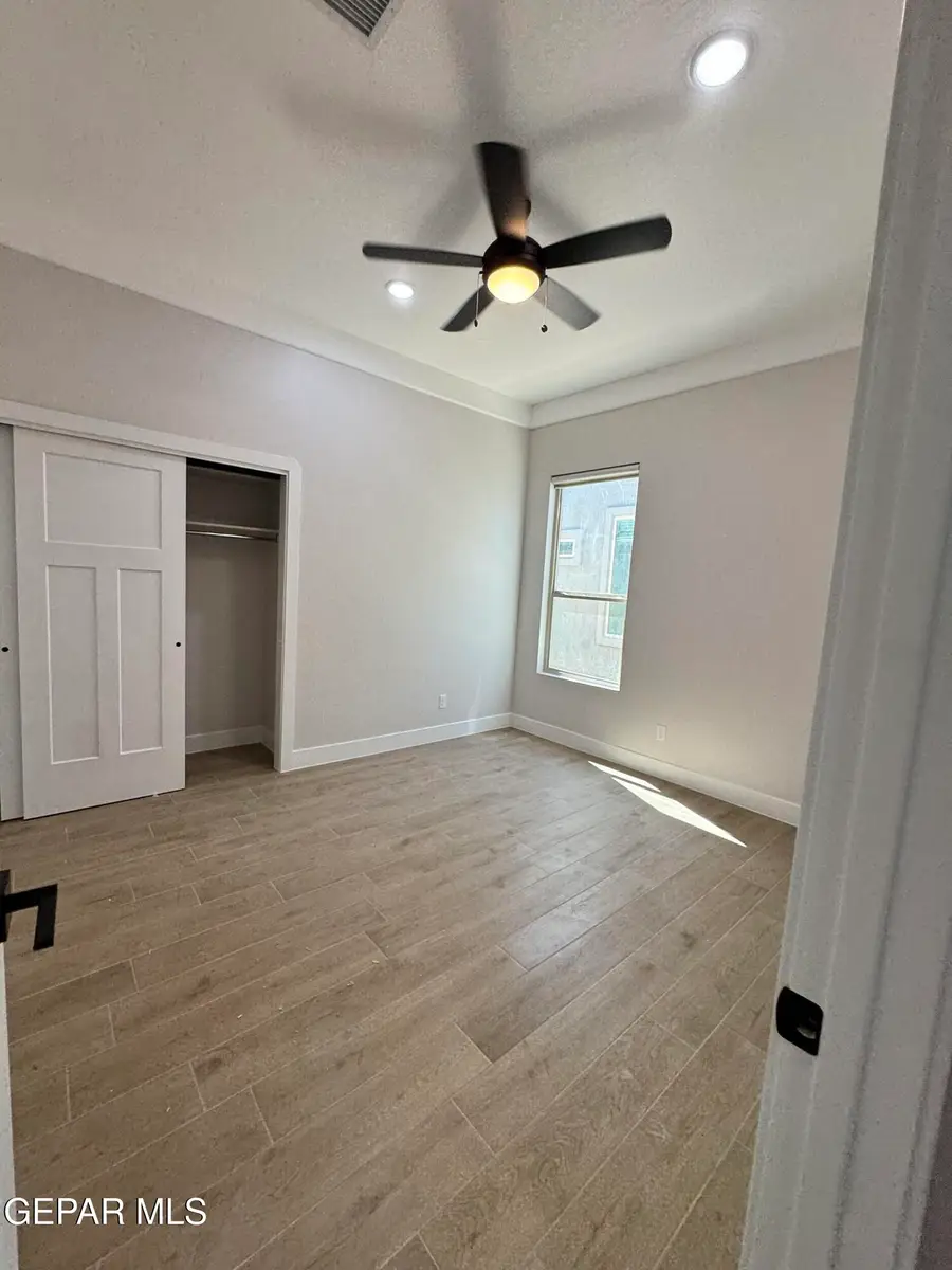 544 Paseo De La Reina Street, El Paso, TX 79928 - #3