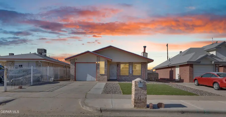 5817 Chippendale Avenue, El Paso, TX 79934 - #2