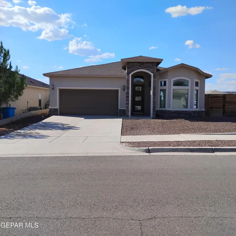 301 S Manzanita Drive, El Paso, TX 79928 - #3