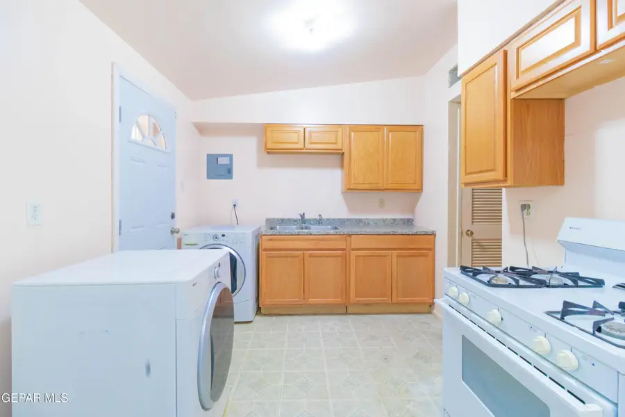 3416 Broaddus Avenue, El Paso, TX 79904 - #2