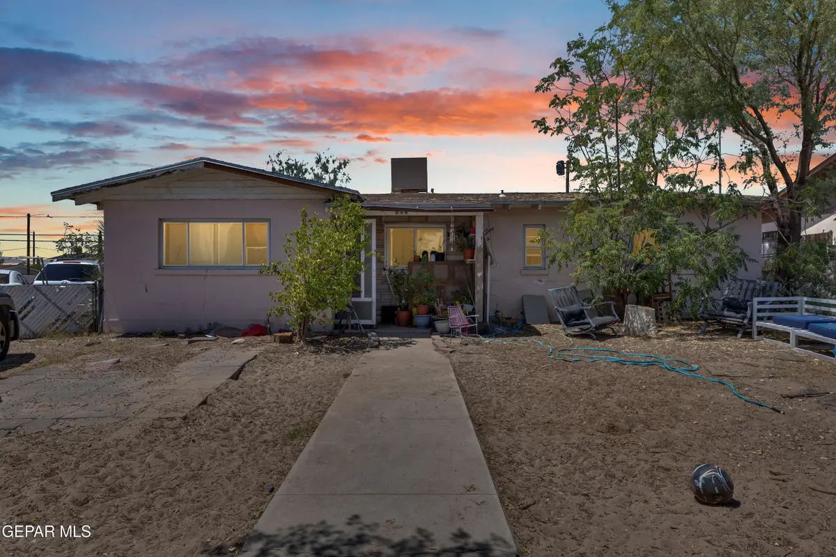 983 Stanley Street, El Paso, TX 79907 - #1