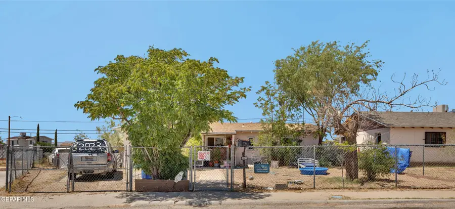 983 Stanley Street, El Paso, TX 79907 - #2