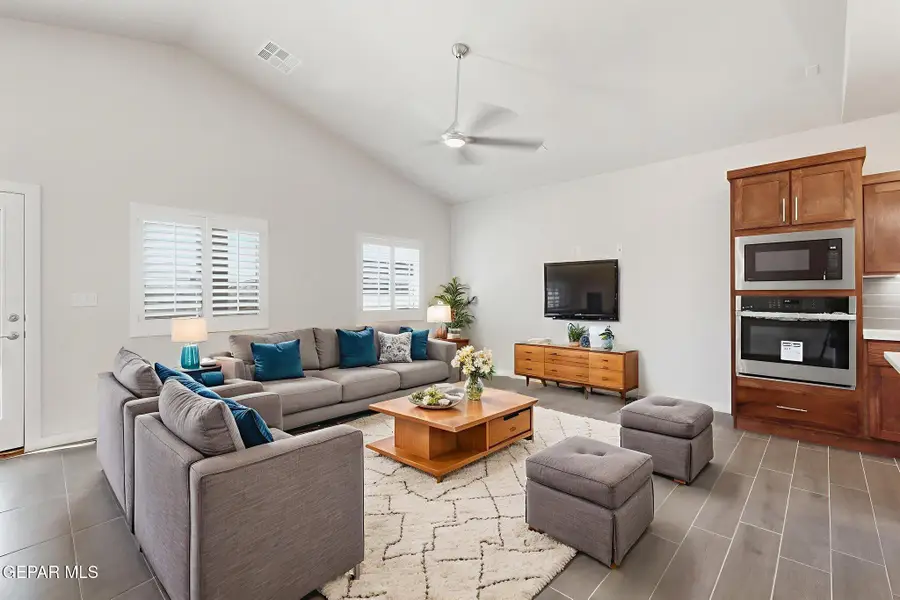 1812 Kelsey Davis Avenue, El Paso, TX 79928 - #2