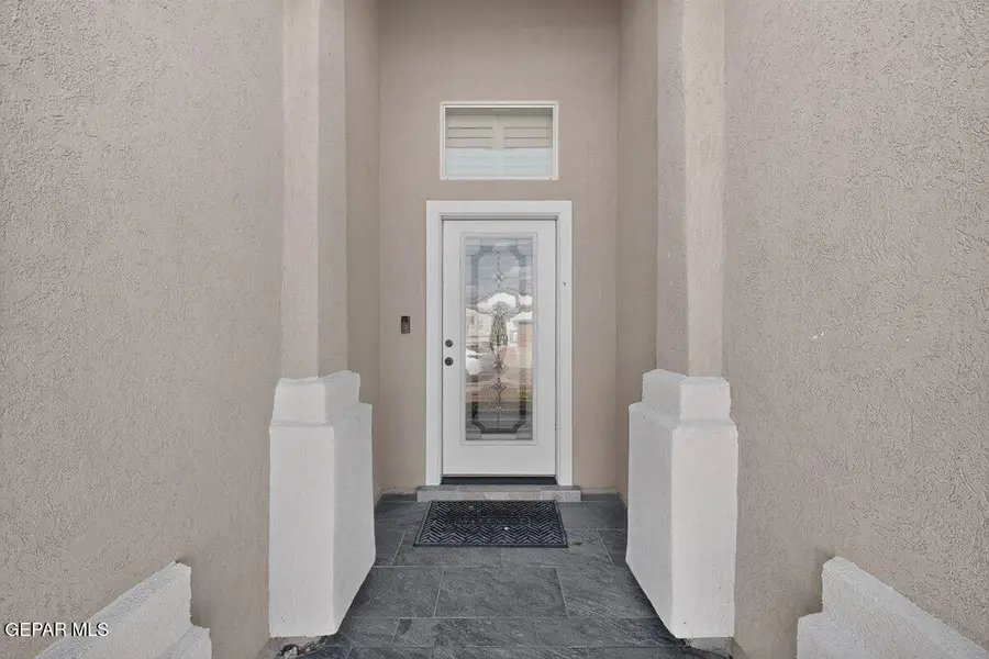 6757 Mcfarland Avenue, El Paso, TX 79932 - #3