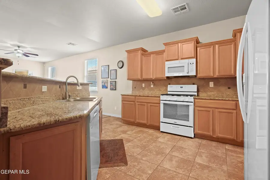 11029 Coyote Ranch Lane, El Paso, TX 79934 - #3