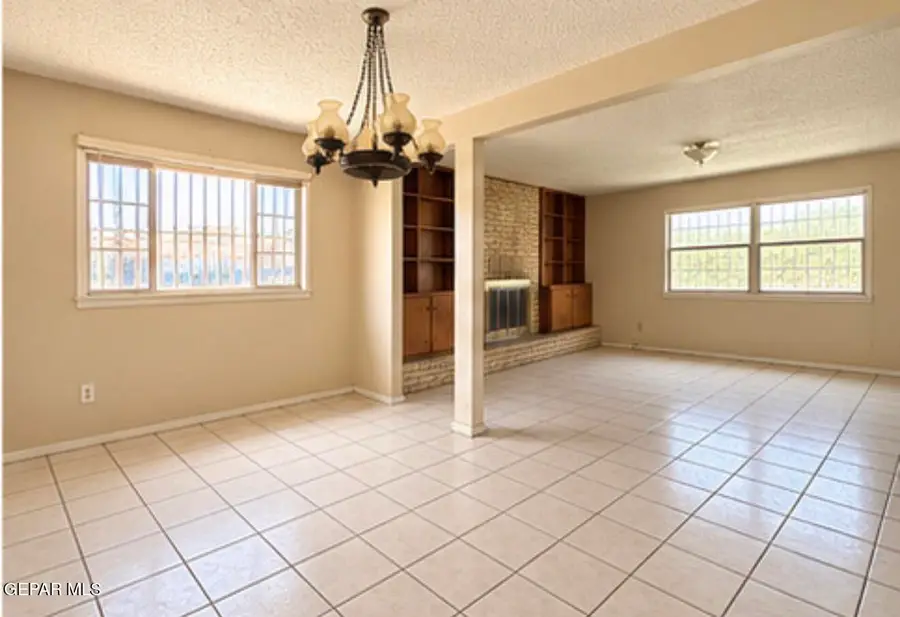 5601 Fairbanks Drive, El Paso, TX 79924 - #3