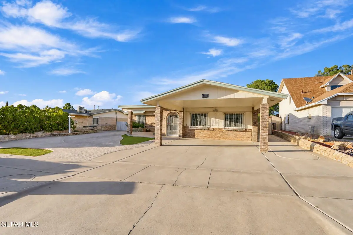 8528 Saratoga Drive, El Paso, TX 79912 - #1