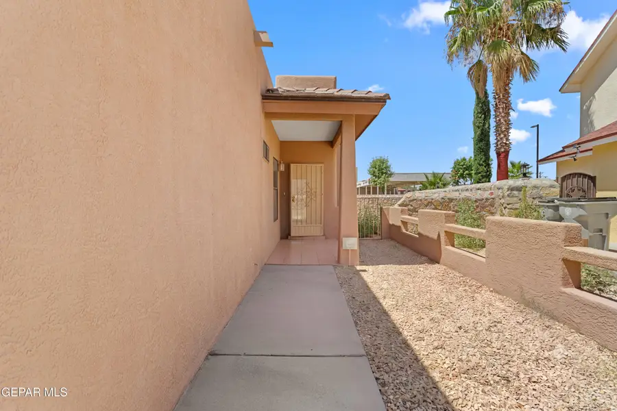 3313 Tierra Espada Drive, El Paso, TX 79938 - #3