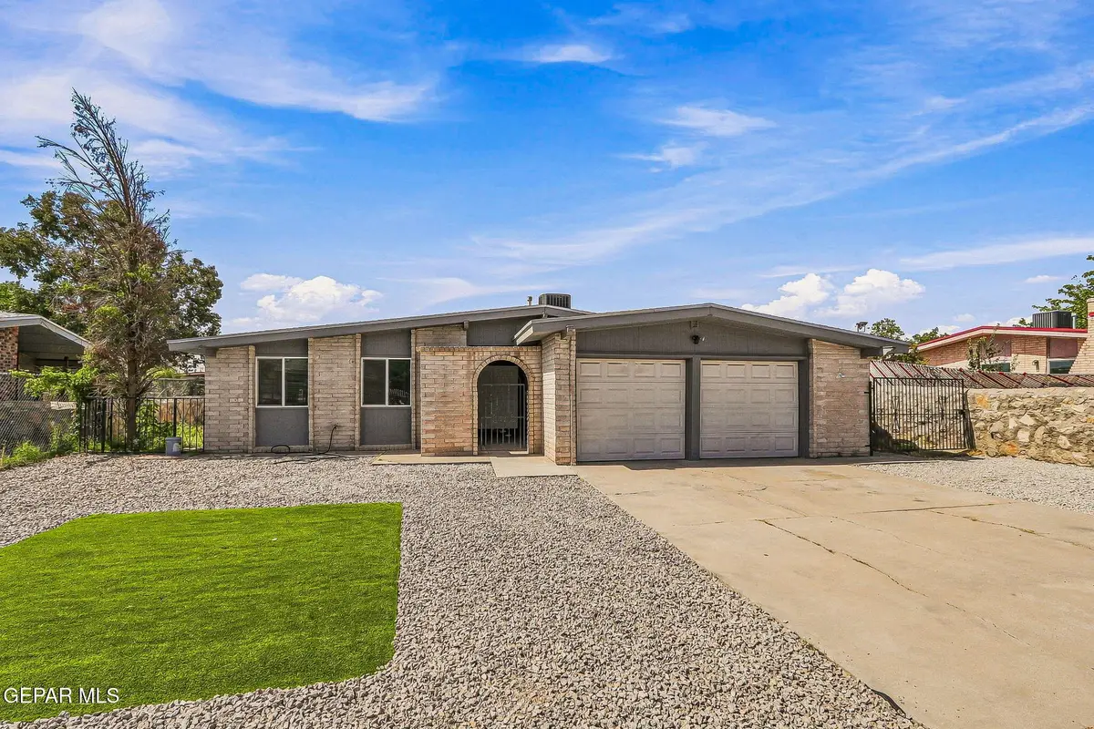 904 La Barca Drive, El Paso, TX 79907 - #1