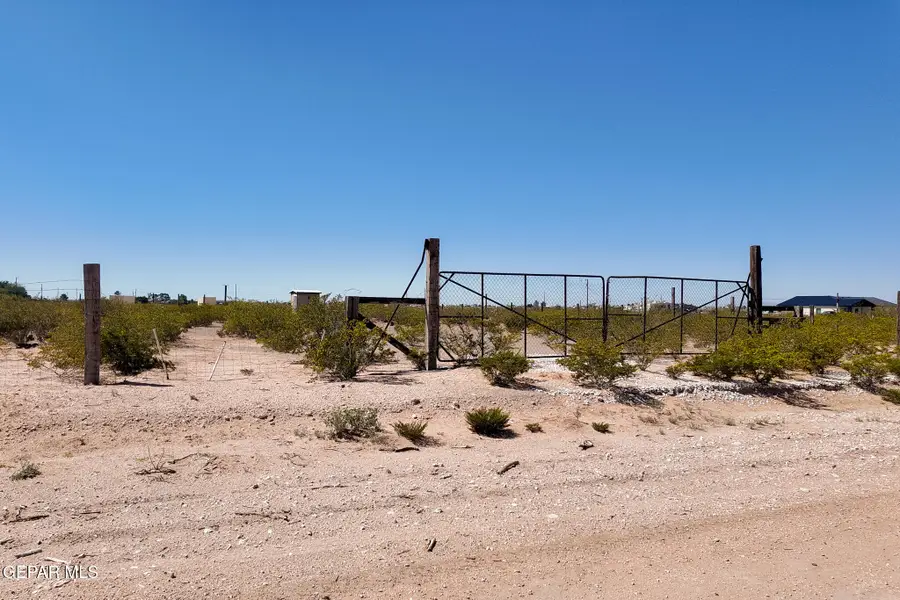 14672 Remington Road, El Paso, TX 79938 - #3