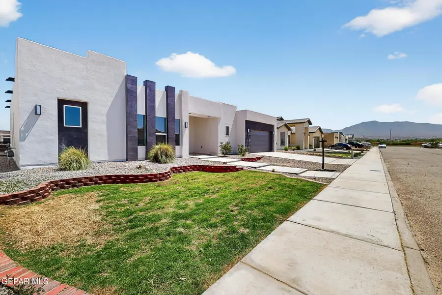 317 Rio De Jazmin Circle, El Paso, TX 79932 - #3