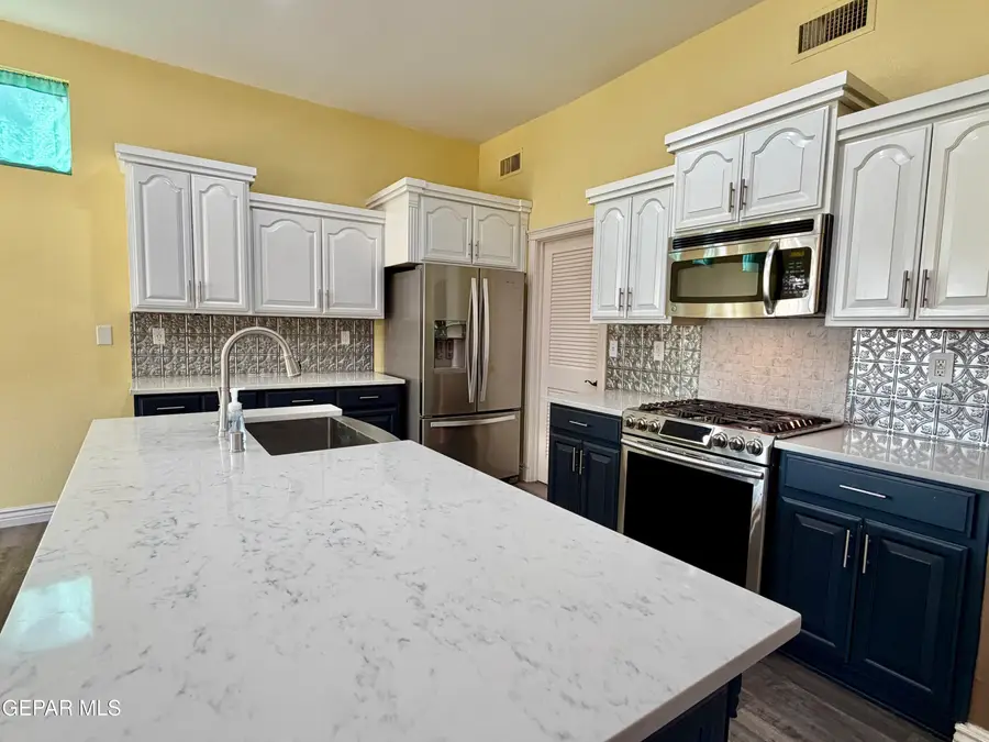 11540 Charles Boyle Place, El Paso, TX 79934 - #2