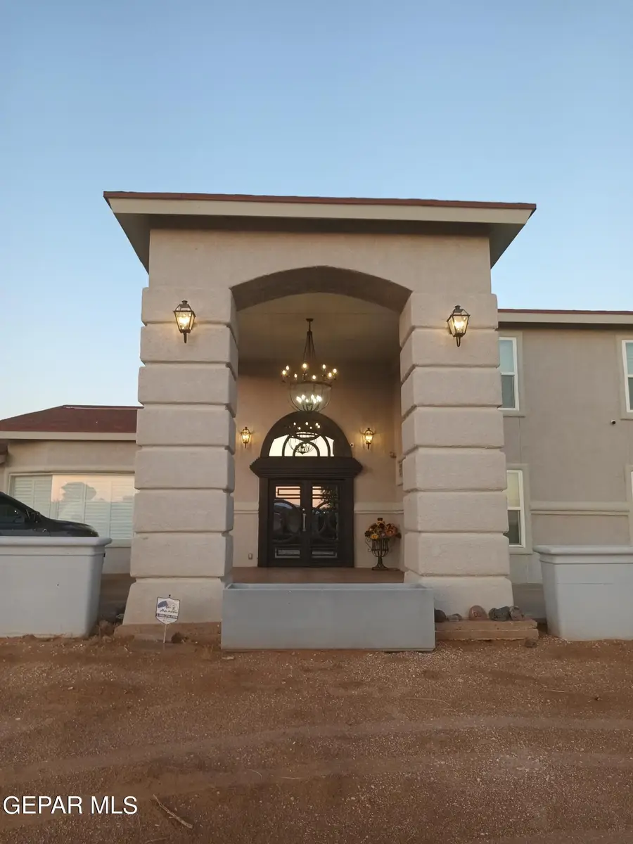 5466 Desert Willow Drive, El Paso, TX 79938 - #3