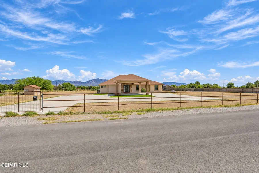 730 Strawberry Circle, El Paso, TX 79932 - #2
