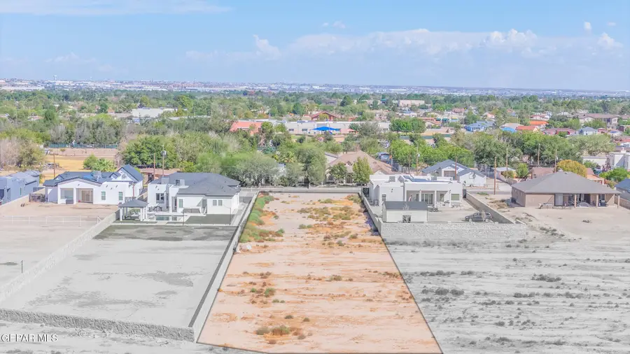 421 James Street, El Paso, TX 79915 - #2
