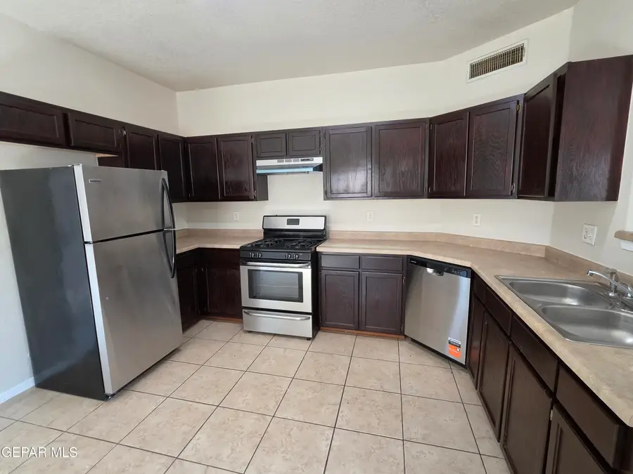 3920 Telescope Court, El Paso, TX 79904 - #3