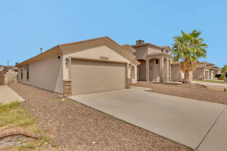 3833 Loma Brisa Drive, El Paso, TX 79938 - #2