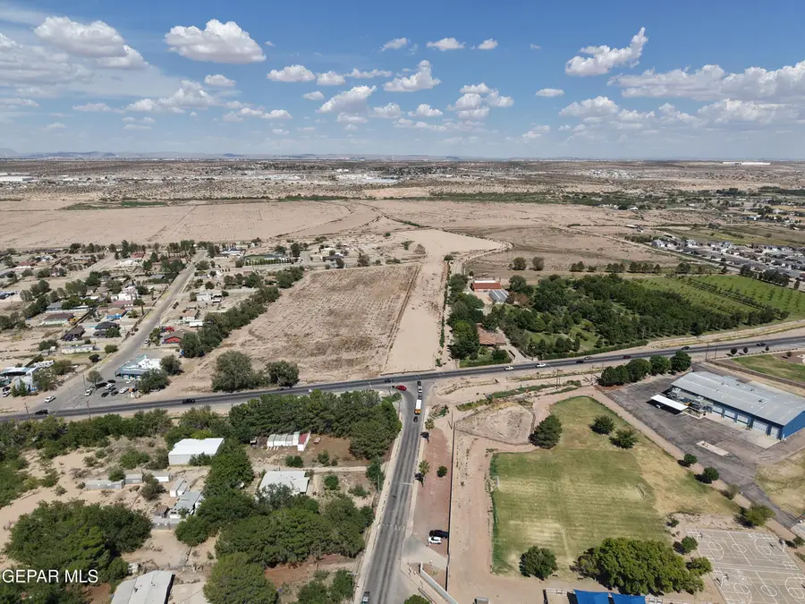 621 Bauman Road, Socorro, TX 79927 - #3