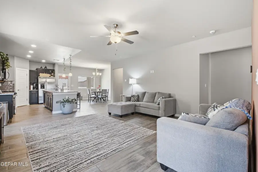 13744 Lago Vista Avenue, Horizon City, TX 79928 - #3