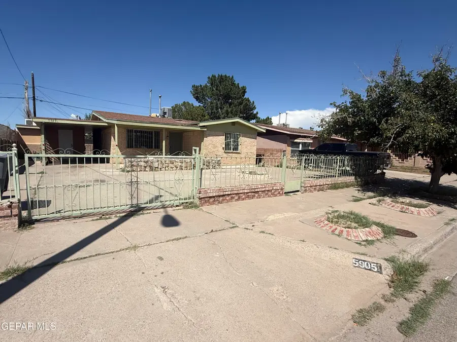 5905 Mainzer Avenue, El Paso, TX 79905 - #2