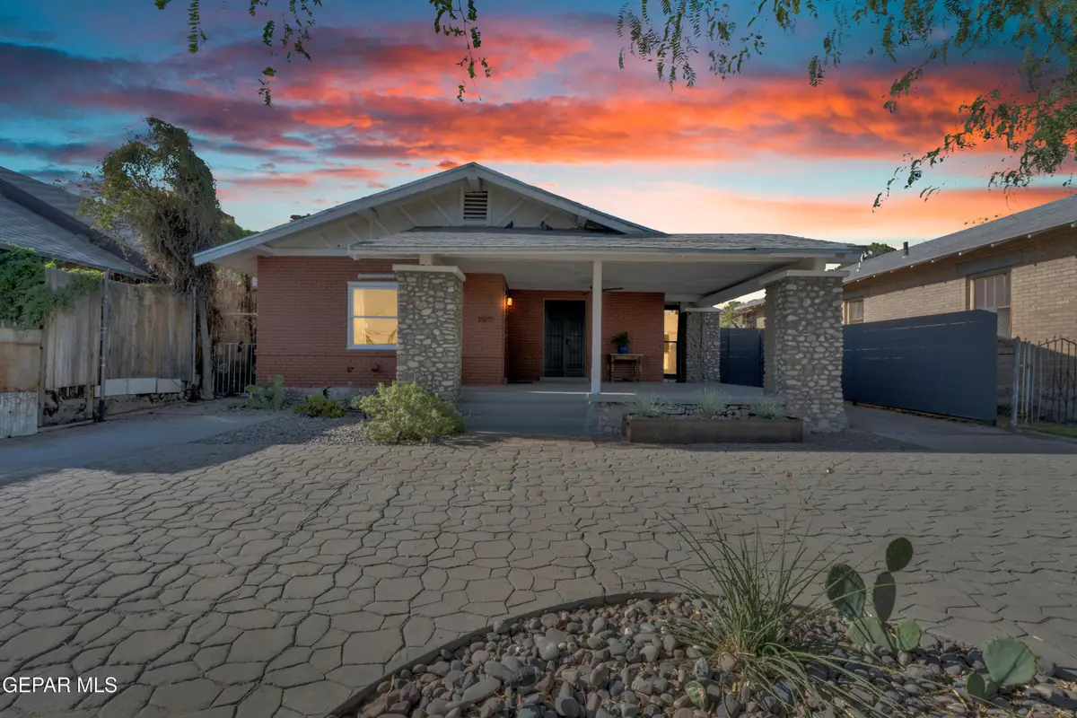 2911 Grant Avenue, El Paso, TX 79930 - #1