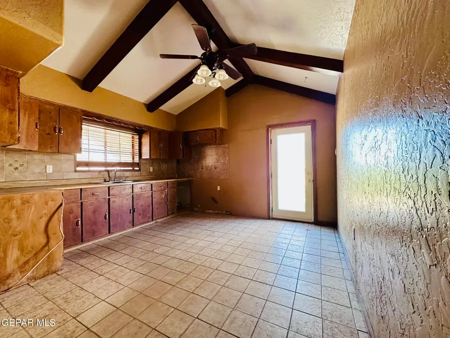 321 2nd Street, Sunland Park, NM 88063 - #2