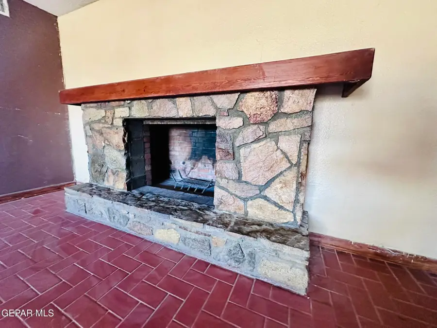 321 2nd Street, Sunland Park, NM 88063 - #3