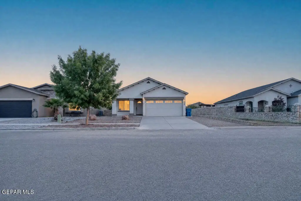 10125 Cyan Valley, Socorro, TX 79927 - #1