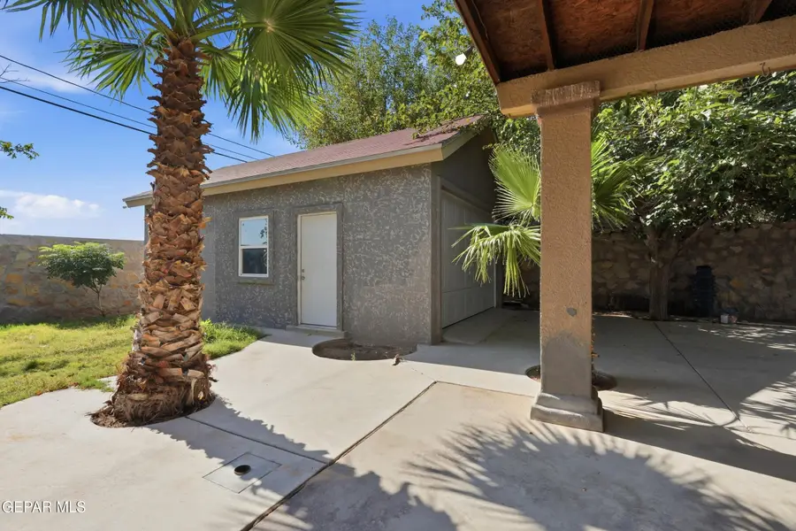 706 Blake Place, El Paso, TX 79928 - #3