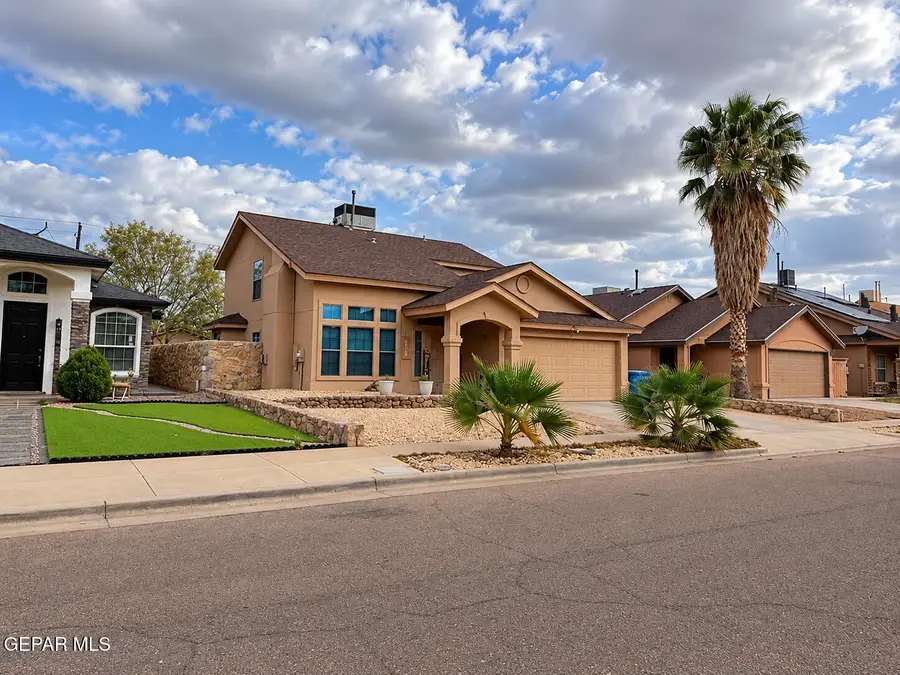 10200 Montreal Circle, Socorro, TX 79927 - #2