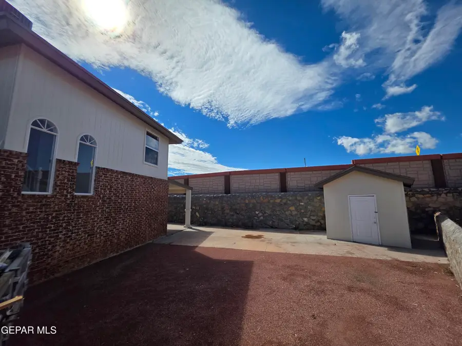 710 Medina Street, El Paso, TX 79905 - #3