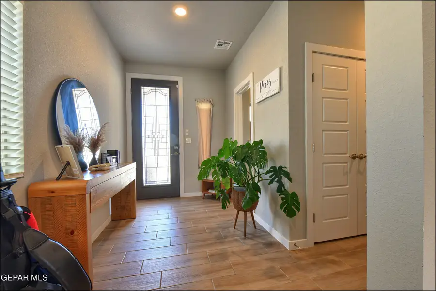 12636 Zollinger Avenue, El Paso, TX 79928 - #2