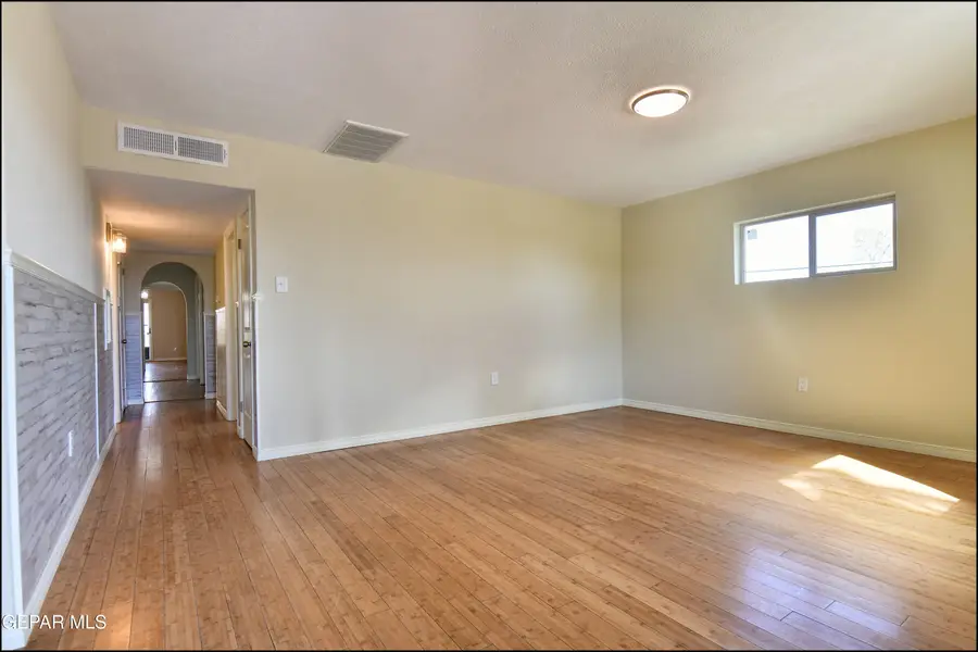 2603 Mckinley Avenue, El Paso, TX 79930 - #3