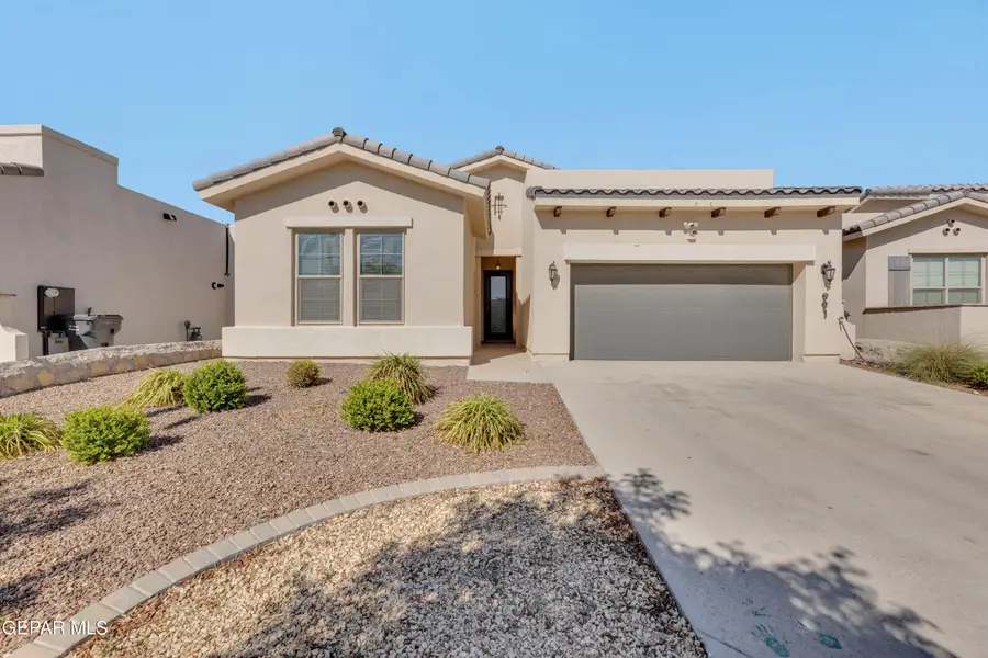 991 Hull Street, El Paso, TX 79928 - #2