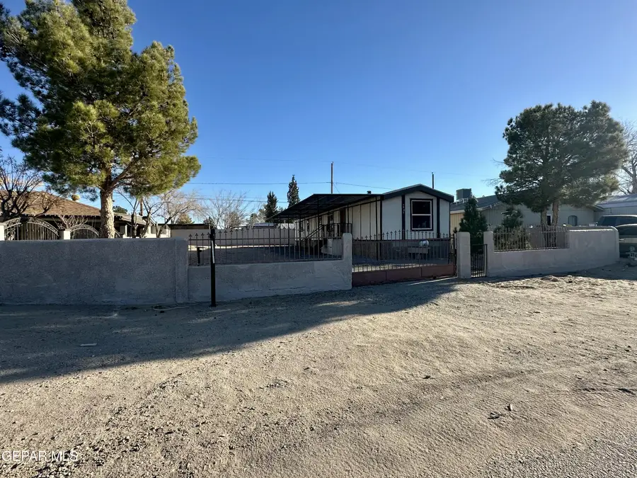 1231 G Avenue, Fabens, TX 79838 - #2