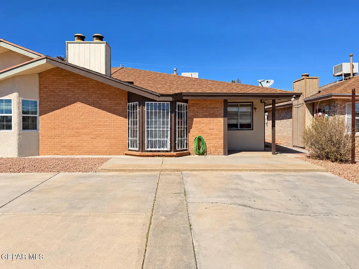 1907 Estrada Drive, El Paso, TX 79936 - #1