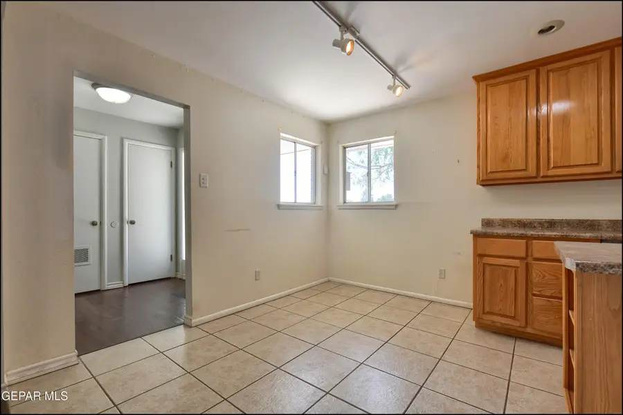4006 Santa Anita Drive, El Paso, TX 79902 - #2
