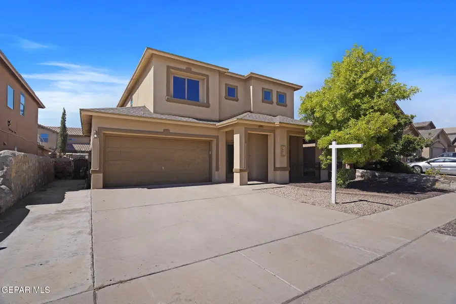 335 Emerald Woods Street, Horizon City, TX 79928 - #2