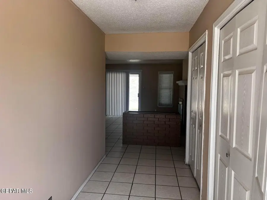 16010 Homestead Drive, Horizon City, TX 79928 - #3