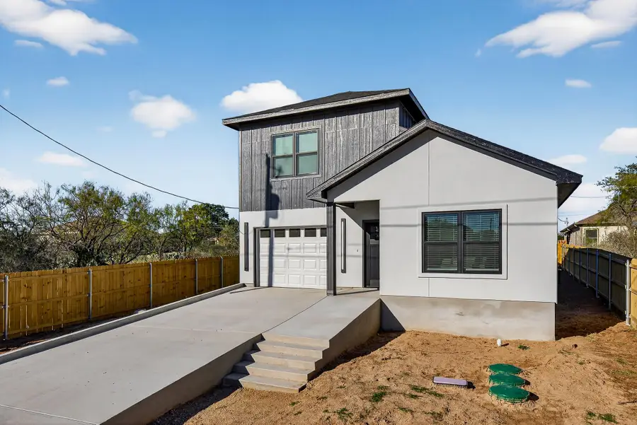 212 Southwood Drive, Granite Shoals, TX 78654 - Image #2