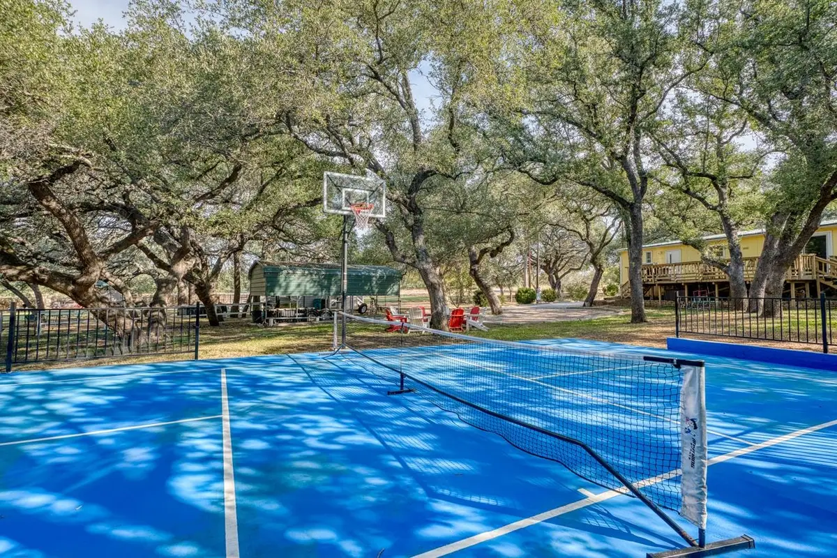 107 Red Bird, Kingsland, TX 78639 - Image #1