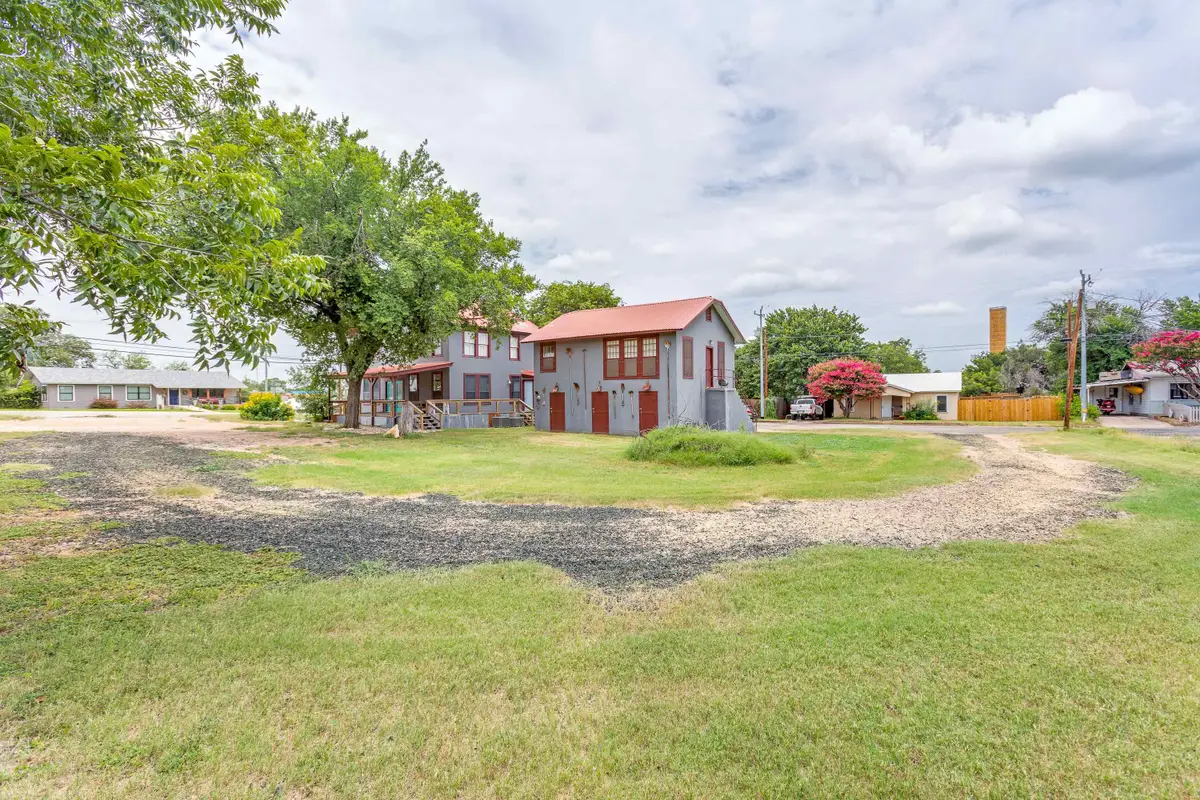 1600 Ford Street, Llano, TX 78643 - Image #1