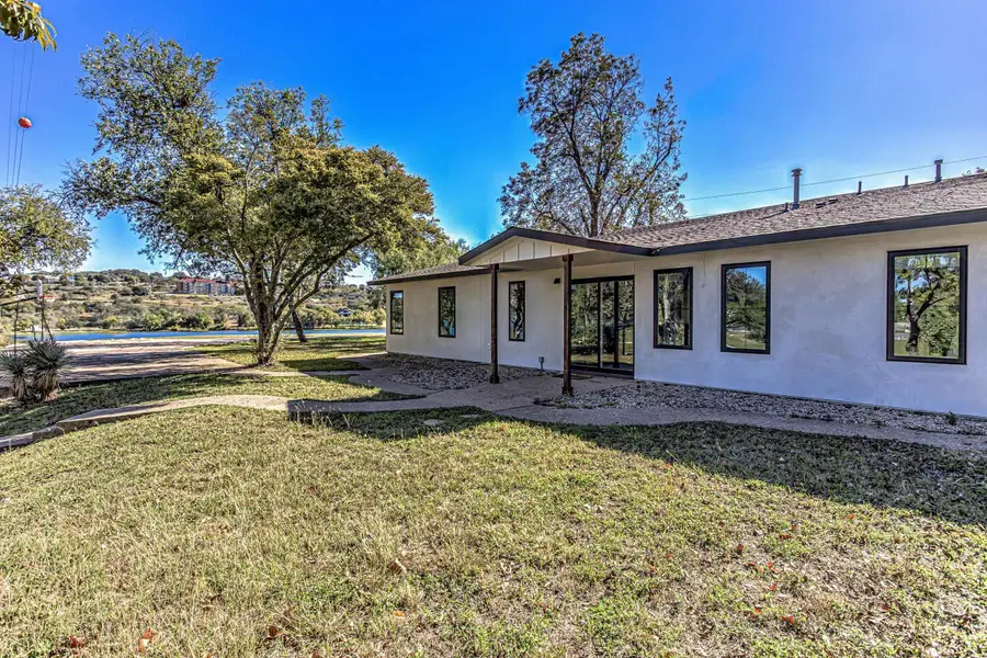 500 Lakeshore Drive, Marble Falls, TX 78654 - Image #2