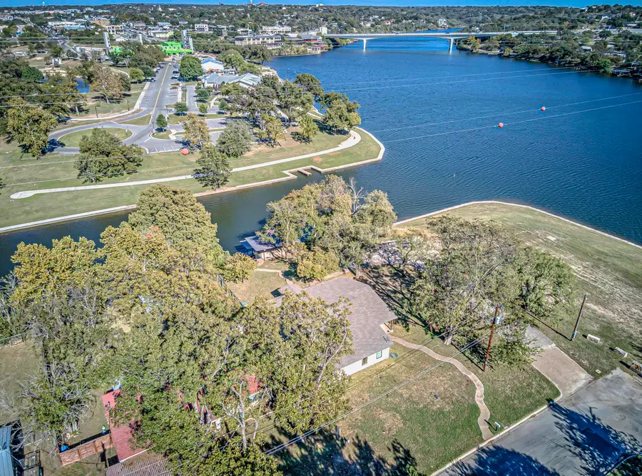 500 Lakeshore Drive, Marble Falls, TX 78654 - Image #3