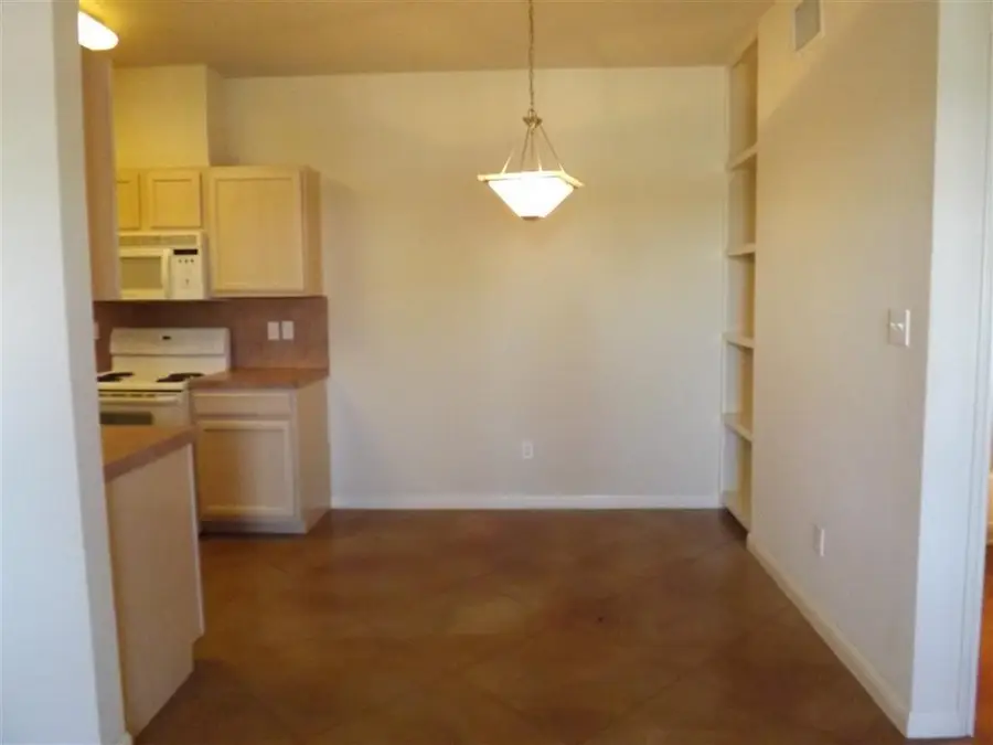 501 Avenue J, Marble Falls, TX 78654 - Image #3