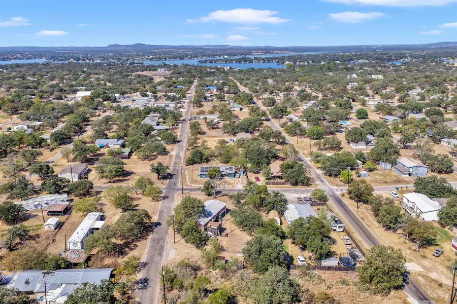 203 E Castleshoals, Granite Shoals, TX 78654 - Image #2